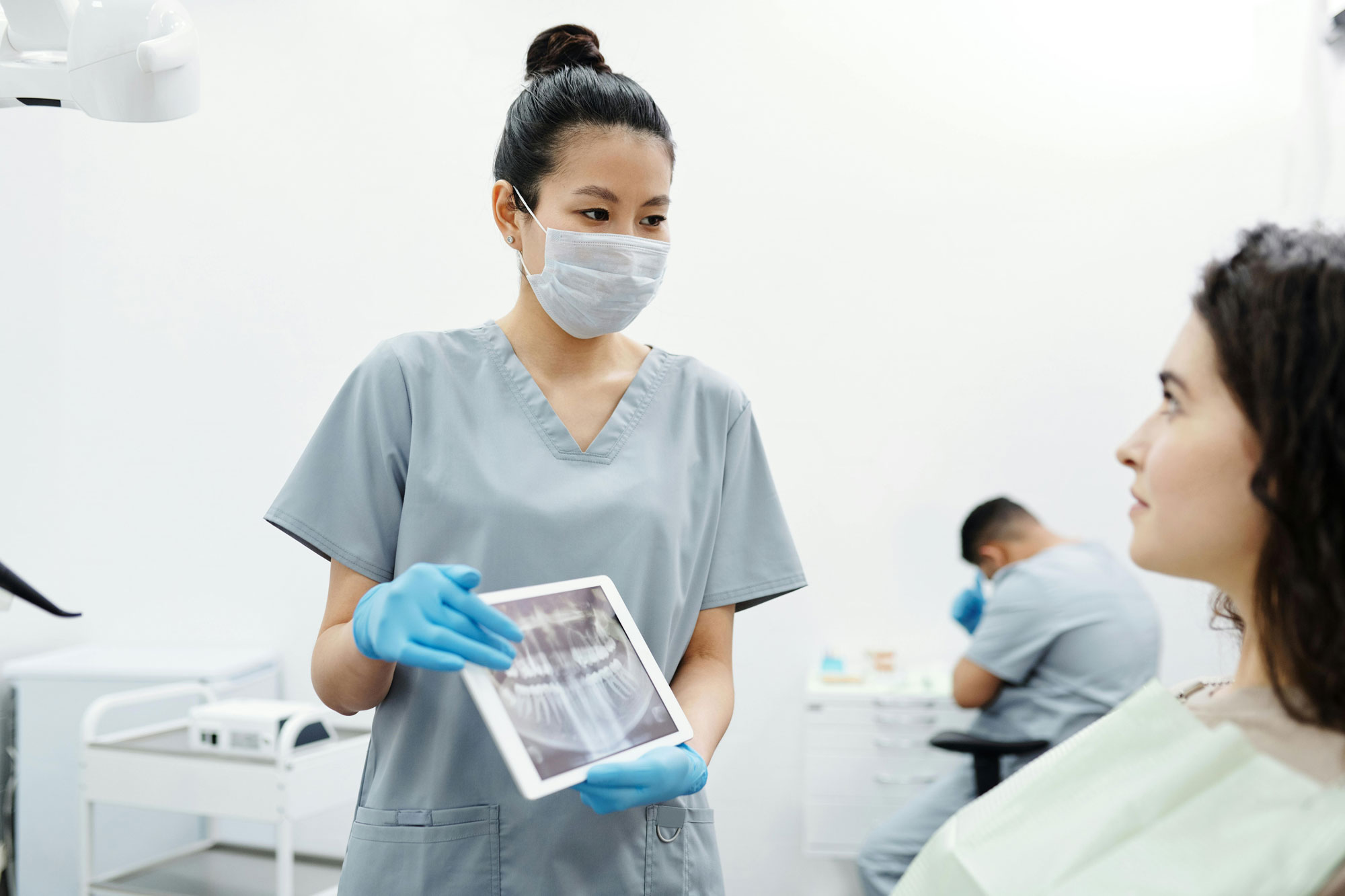 Discover a New You: Smile Makeovers with Dr. Suarez