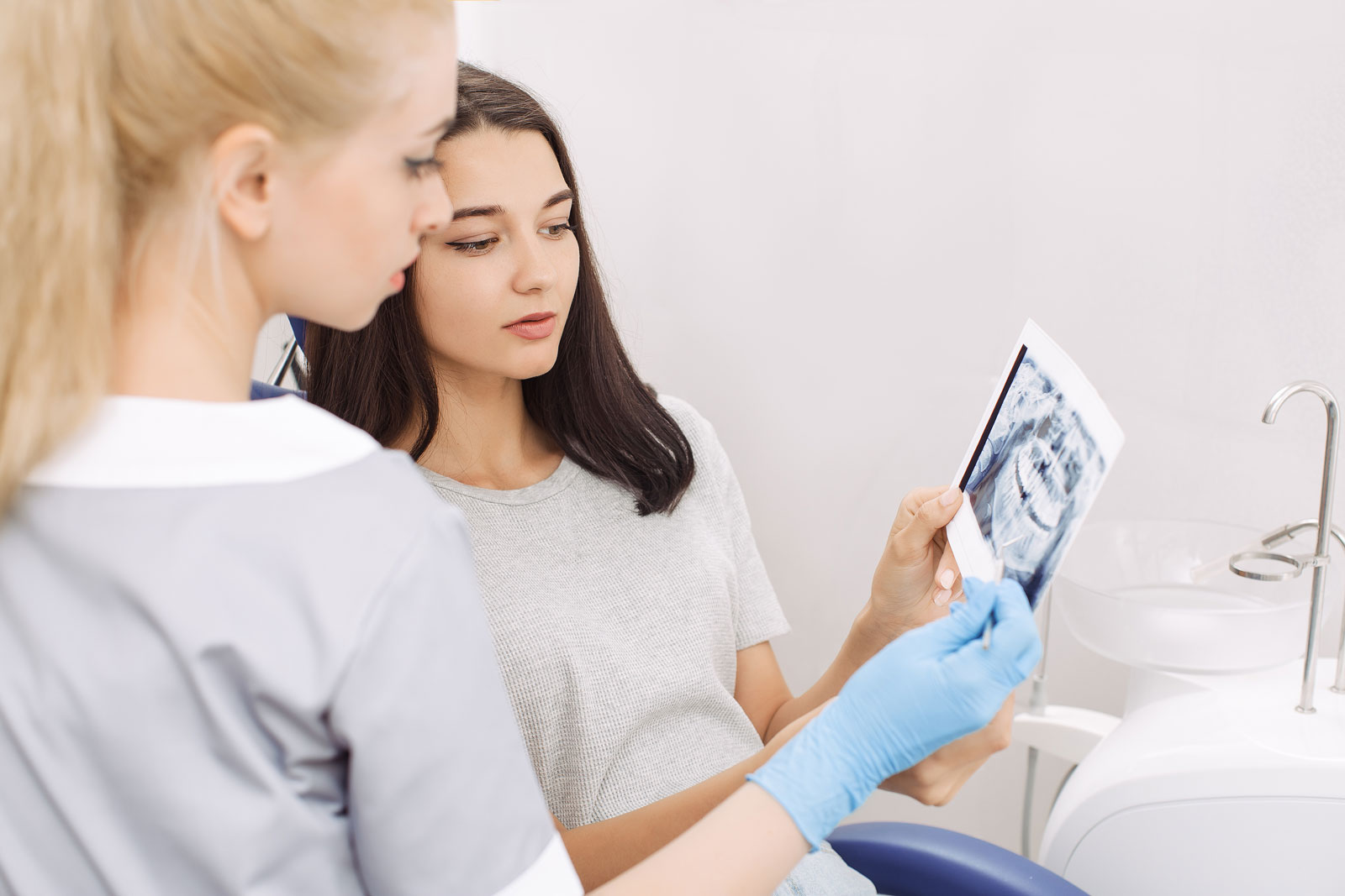 The Pillar of an Awe-Inspiring Smile: Dental Implants