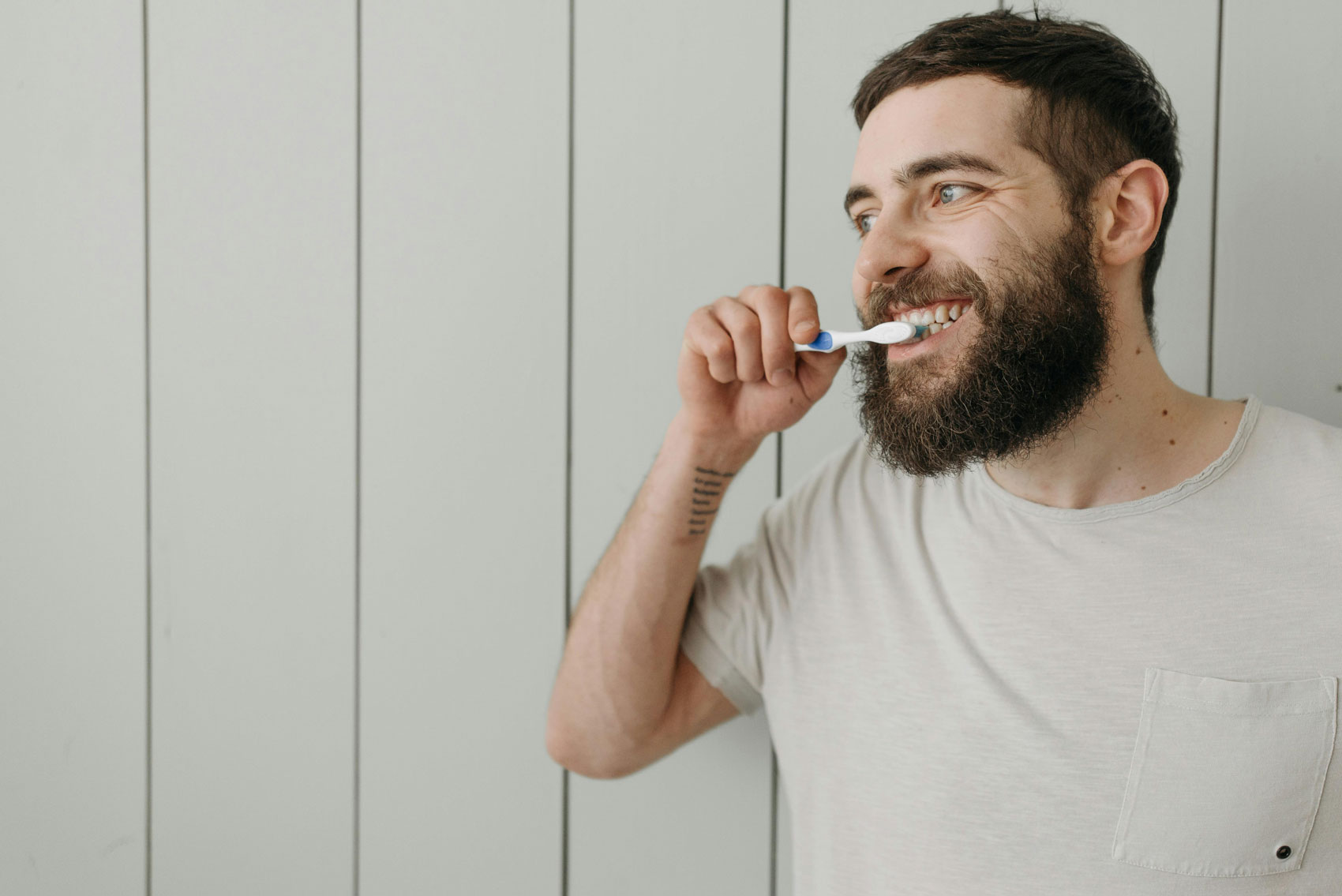 Unleashing a Picture-Perfect Smile: Dental Cleaning with Dr. Henry Suarez at Healthy Dental Expressions